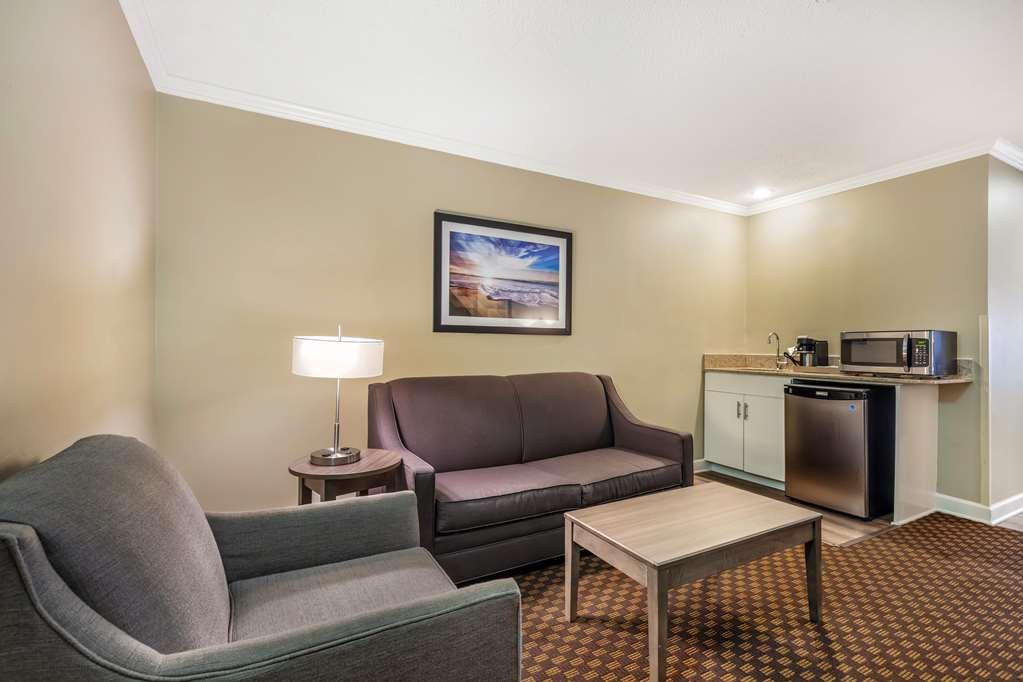 Best Western Ocean City Hotel And Suites Room photo